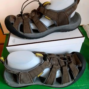 Mens Sz 11 Nevados Sandals - Water Sand Earth